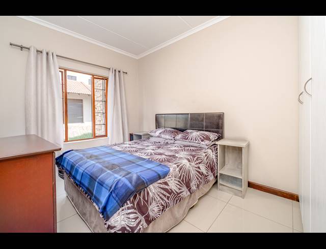 2 BEDROOM APARTMENT FOR SALE IN BEVERLEY